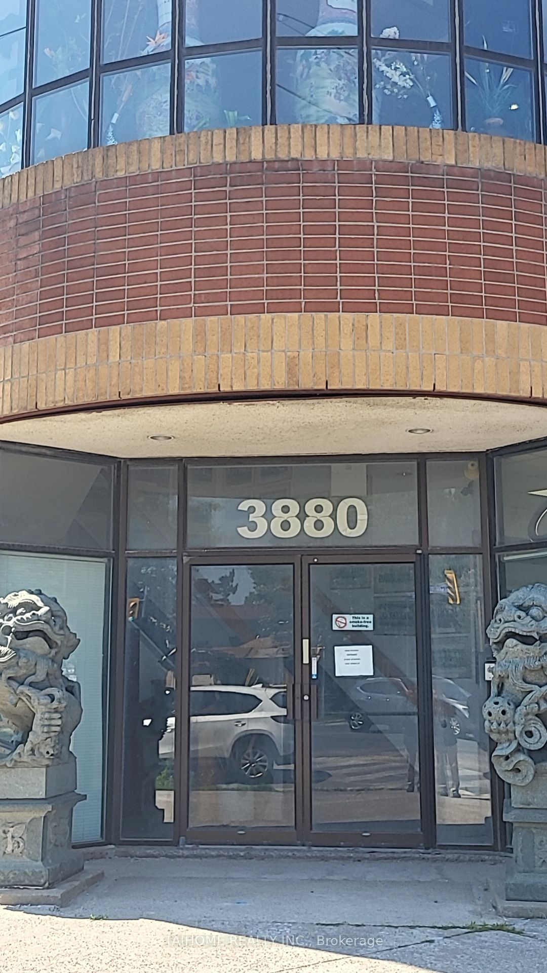 3880 Midland Avenue 05