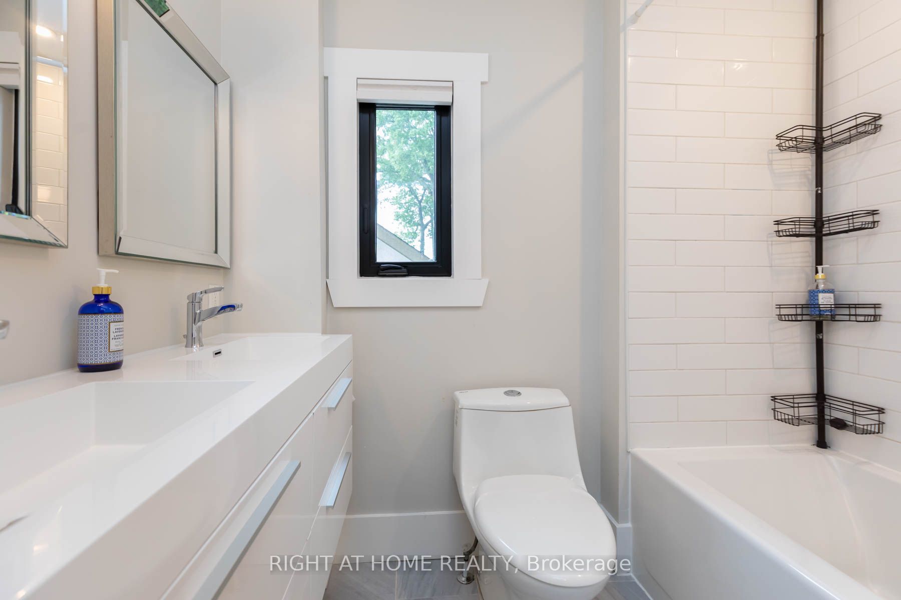 16 Pine Crescent Property Photo 23