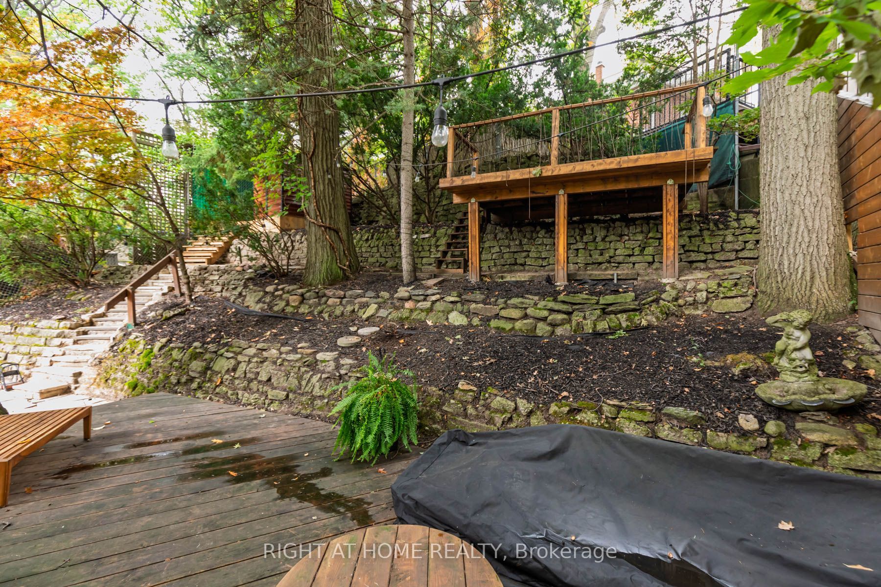 16 Pine Crescent Property Photo 41