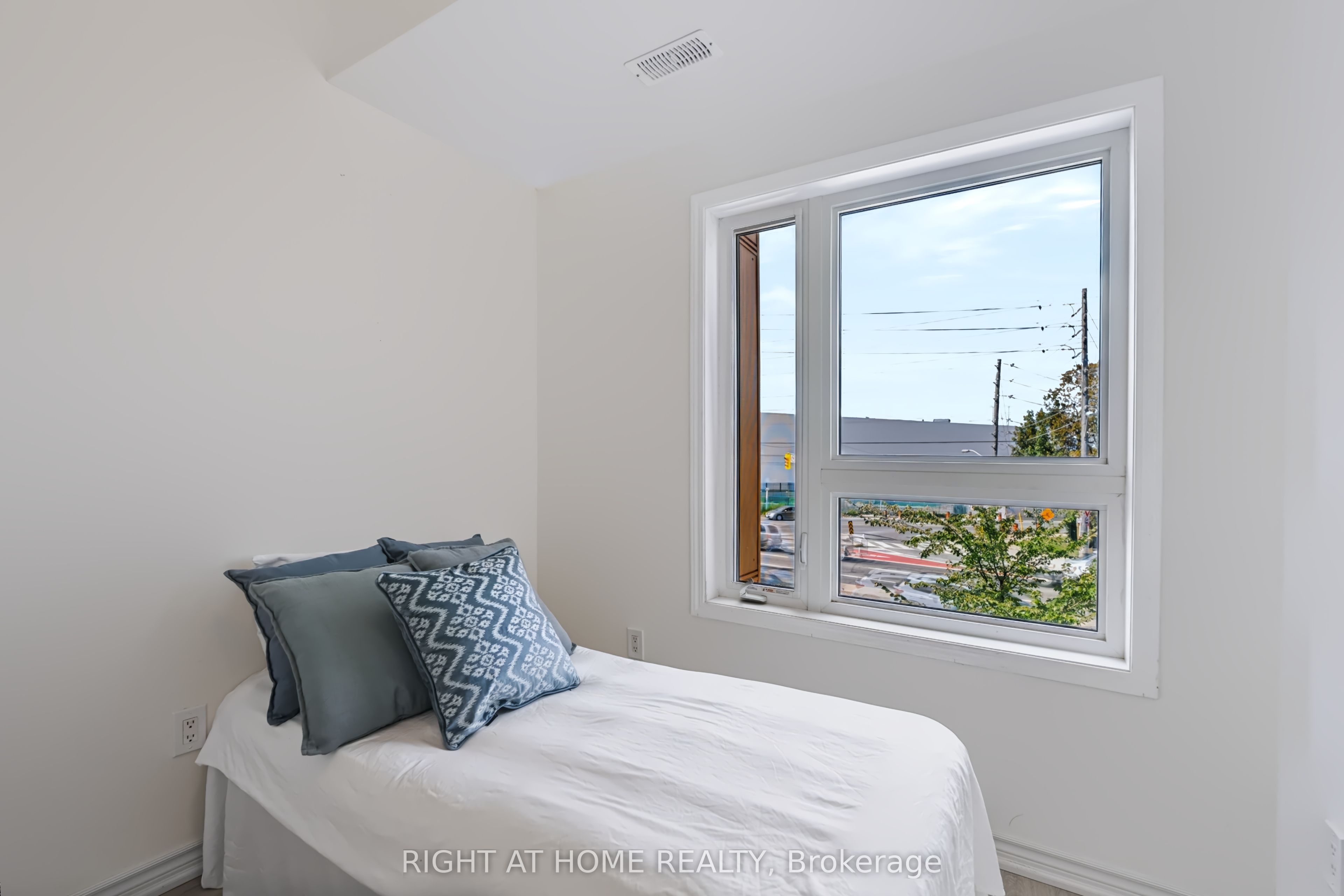 2789 Eglinton Avenue E 429 Property Photo 16