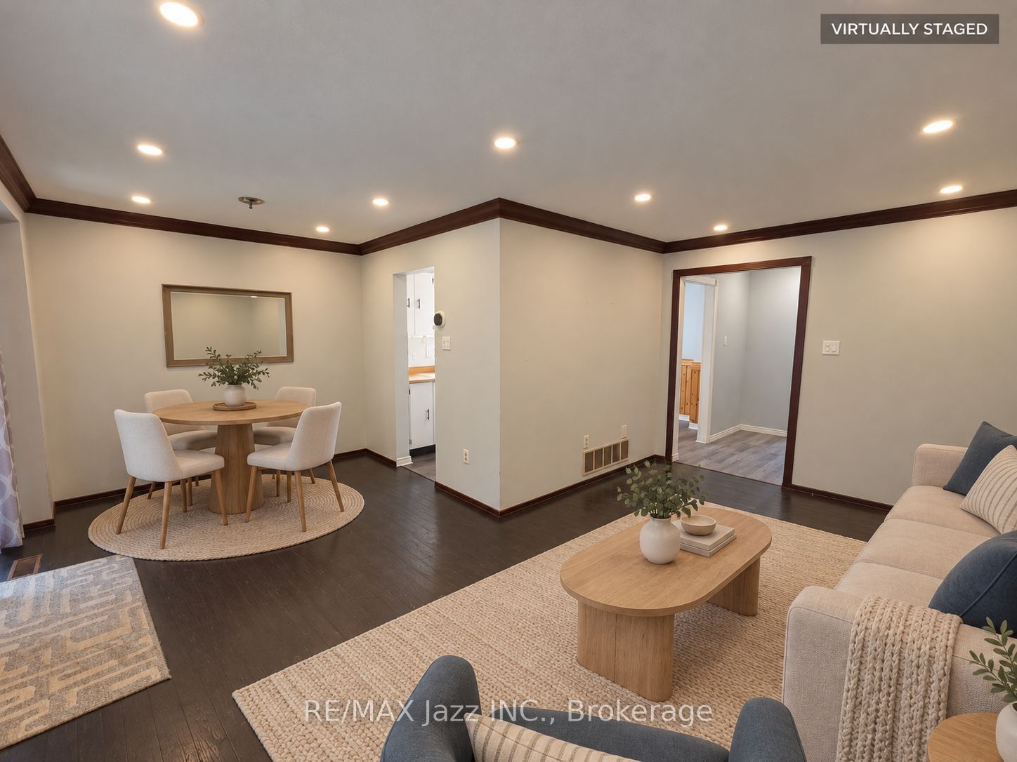 677 Grandview Drive Property Photo 3