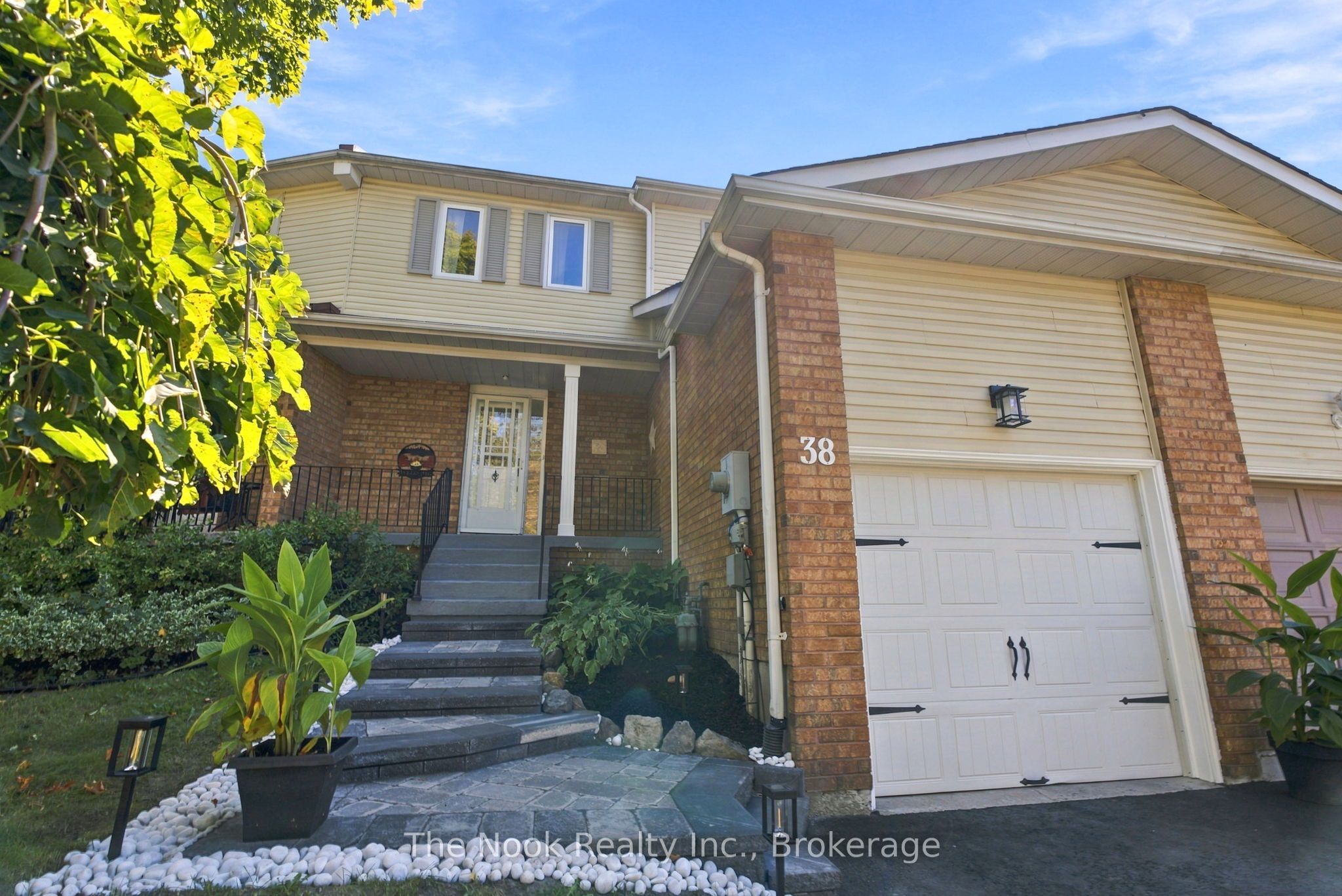38 Galbraith Court Property Photo 1