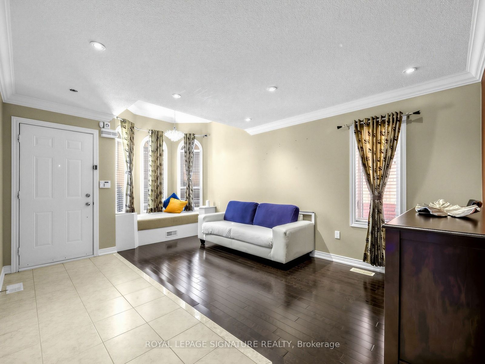 27 Shapland Crescent Property Photo 3