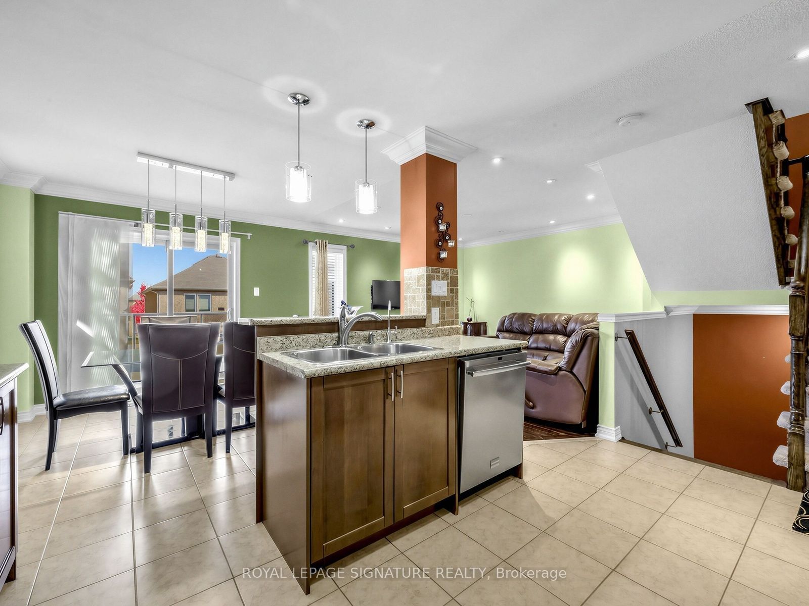 27 Shapland Crescent Property Photo 9