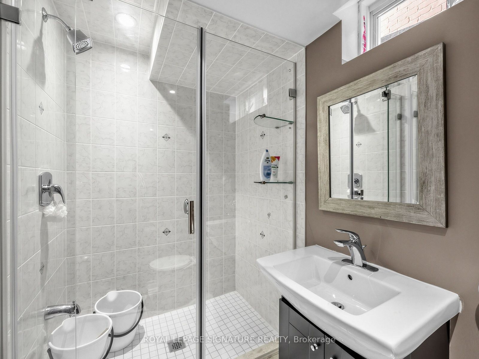 27 Shapland Crescent Property Photo 21