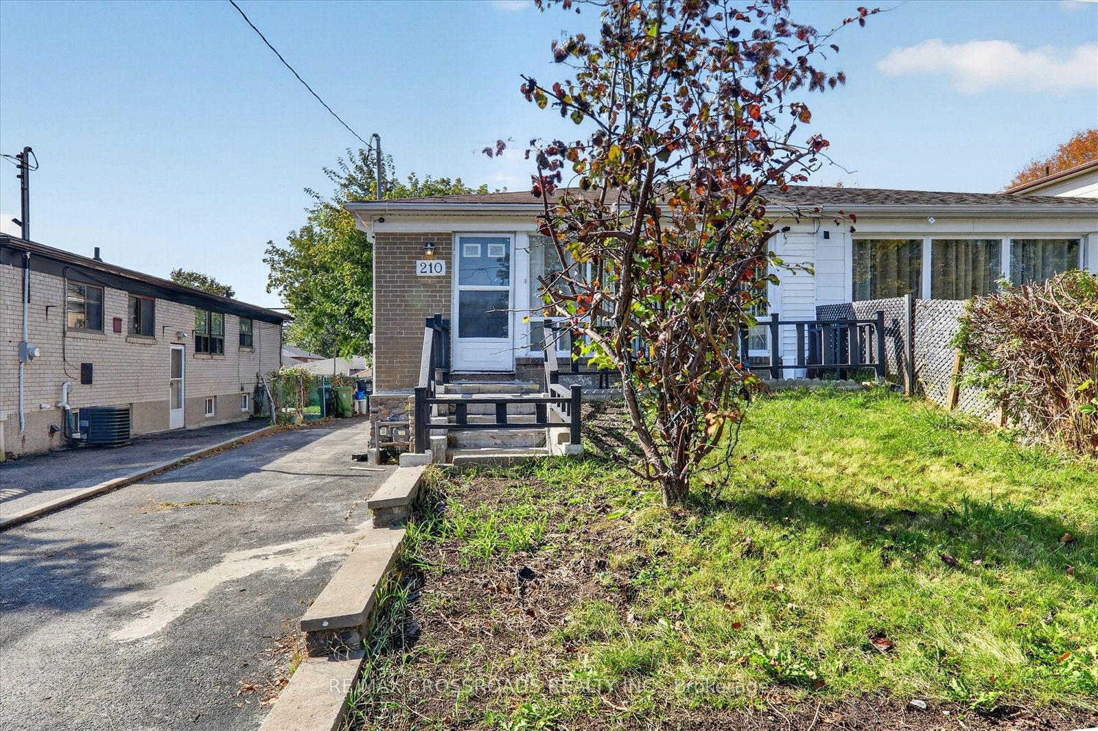210 Linden Avenue Property Photo 1