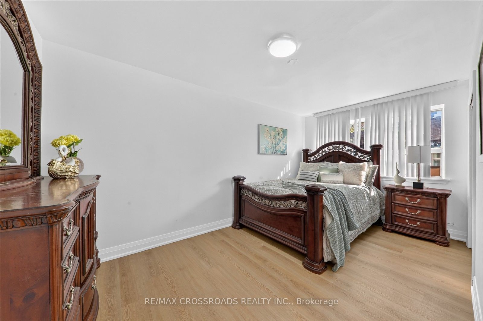 210 Linden Avenue Property Photo 11