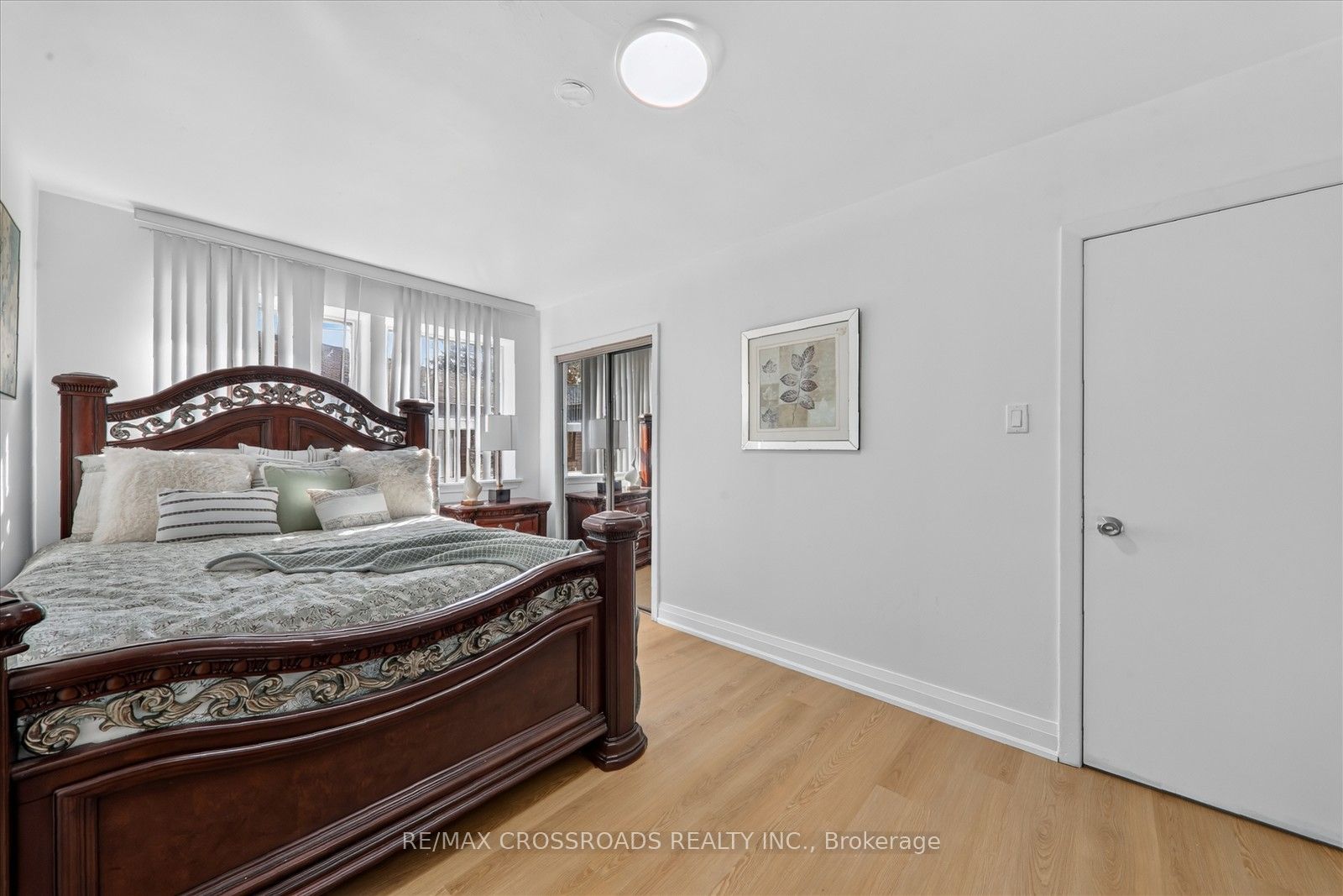 210 Linden Avenue Property Photo 12