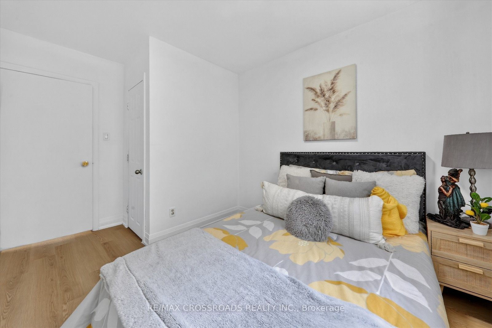 210 Linden Avenue Property Photo 14