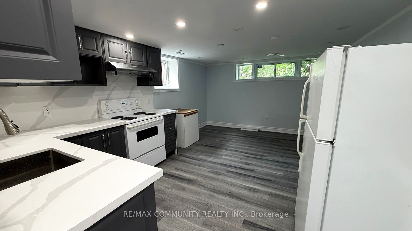 51 Sharbot Avenue Bsmt Property Photo 2