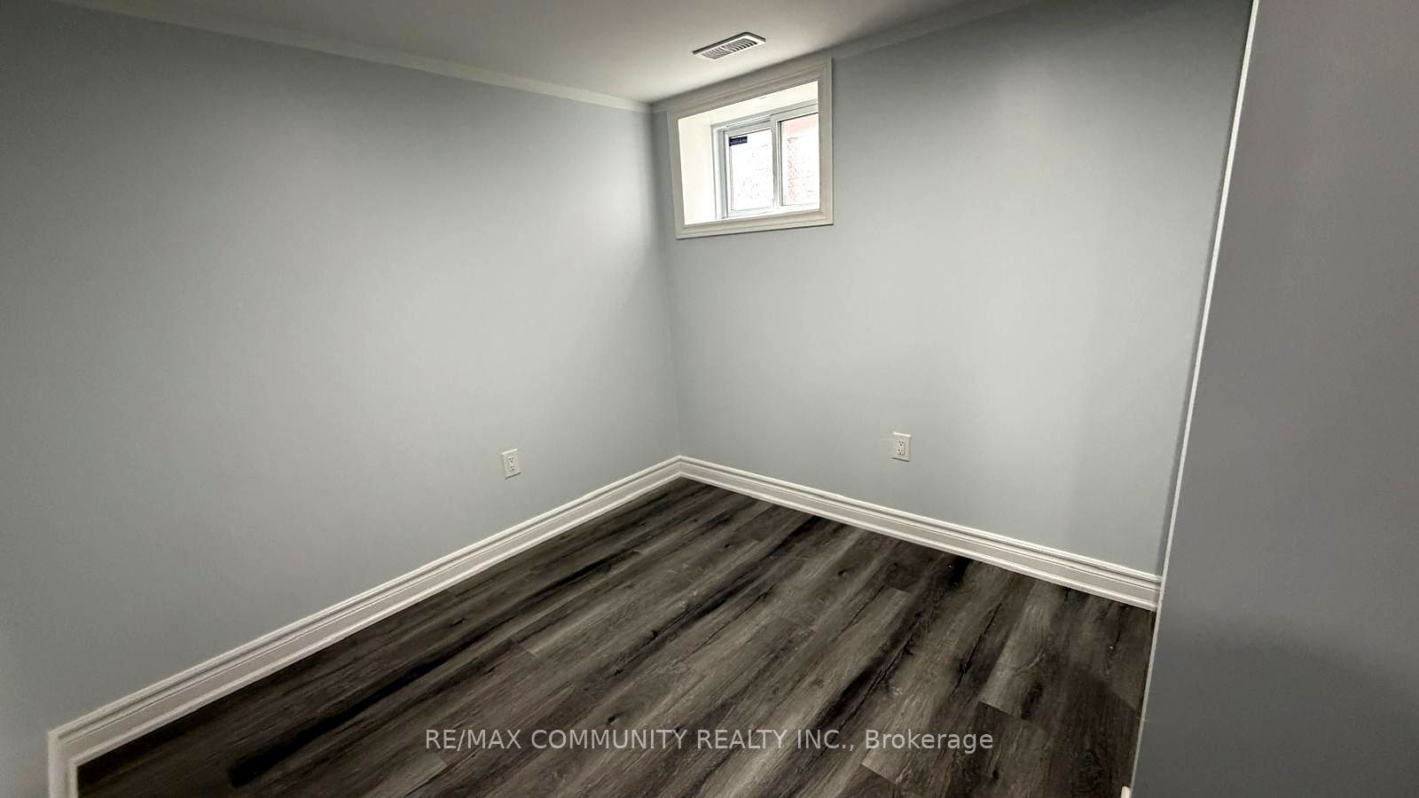 51 Sharbot Avenue Bsmt Property Photo 11