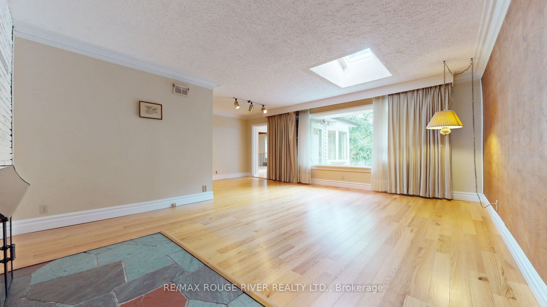 37 Acland Crescent Property Photo 10