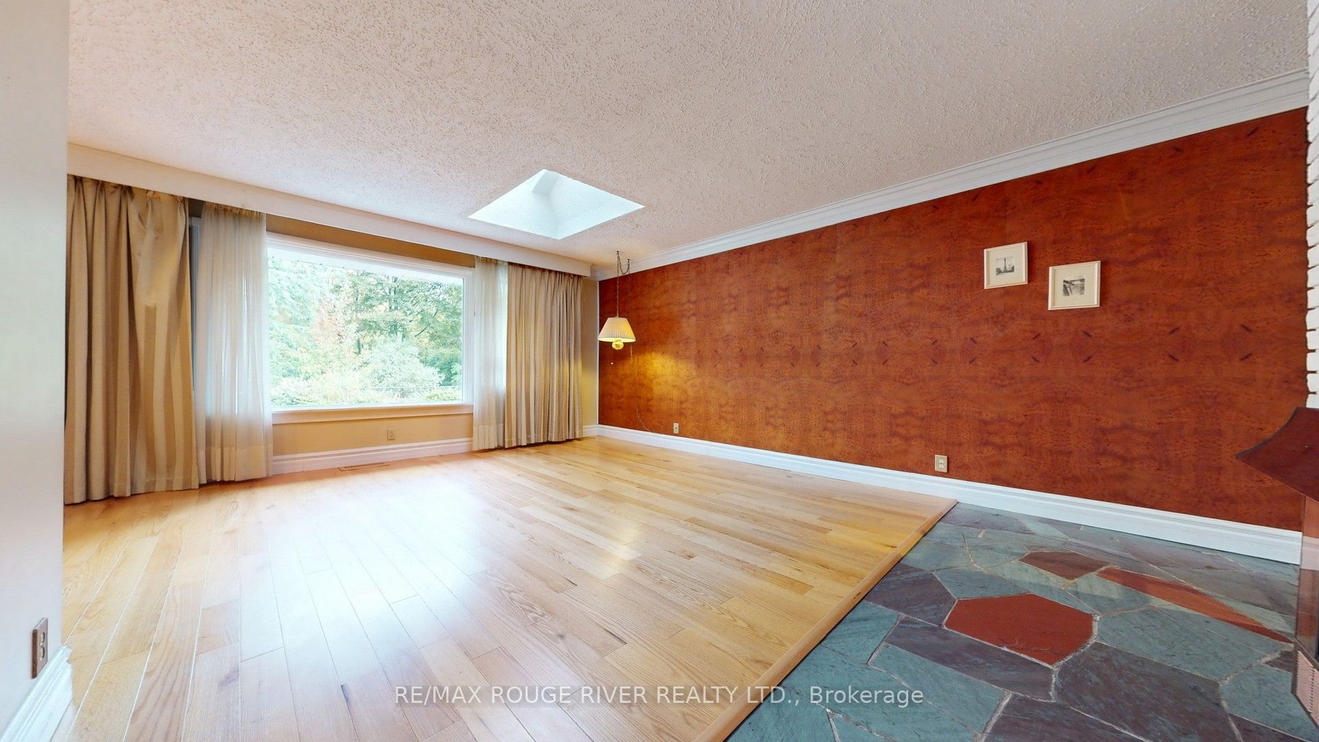 37 Acland Crescent Property Photo 12