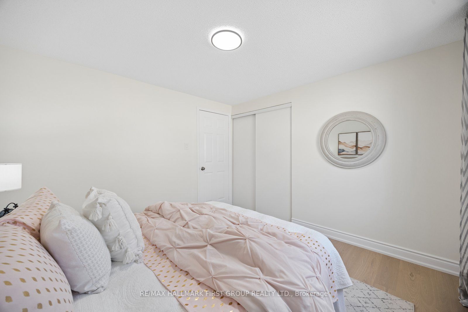 1870 Larksmere Court Property Photo 26