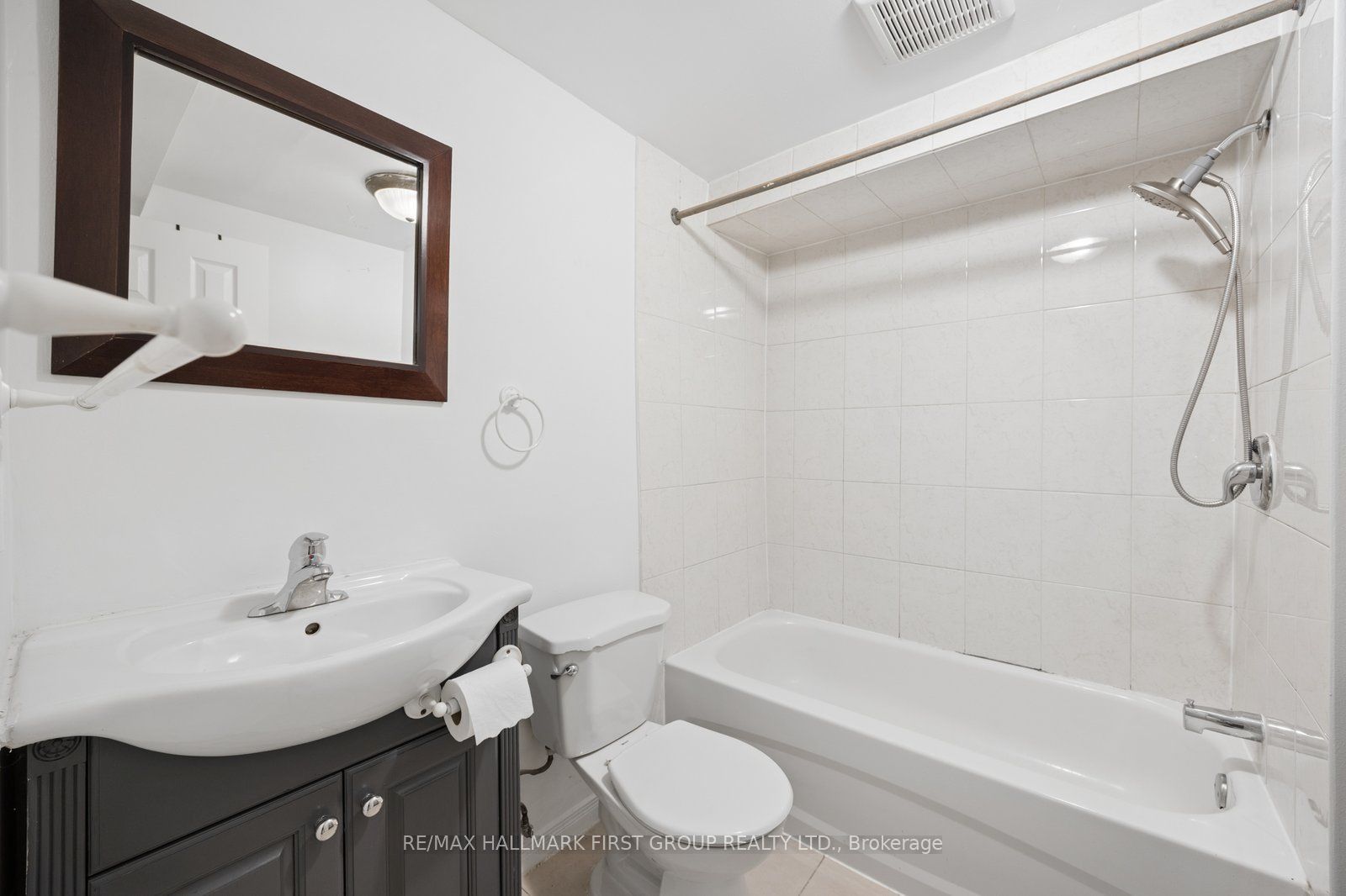 1870 Larksmere Court Property Photo 37