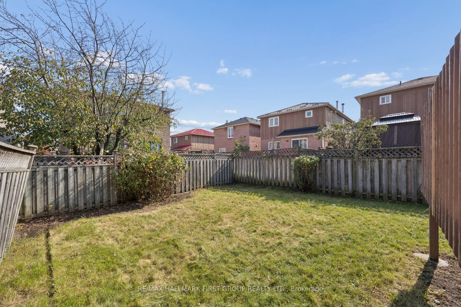 1870 Larksmere Court Property Photo 39