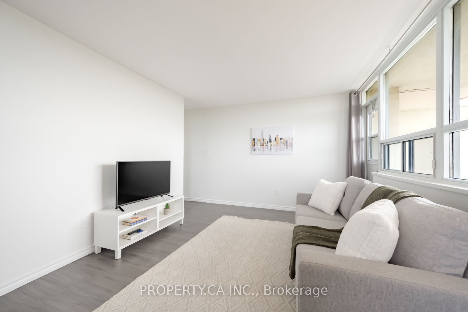 3311 Kingston Road 1111 Property Photo 6