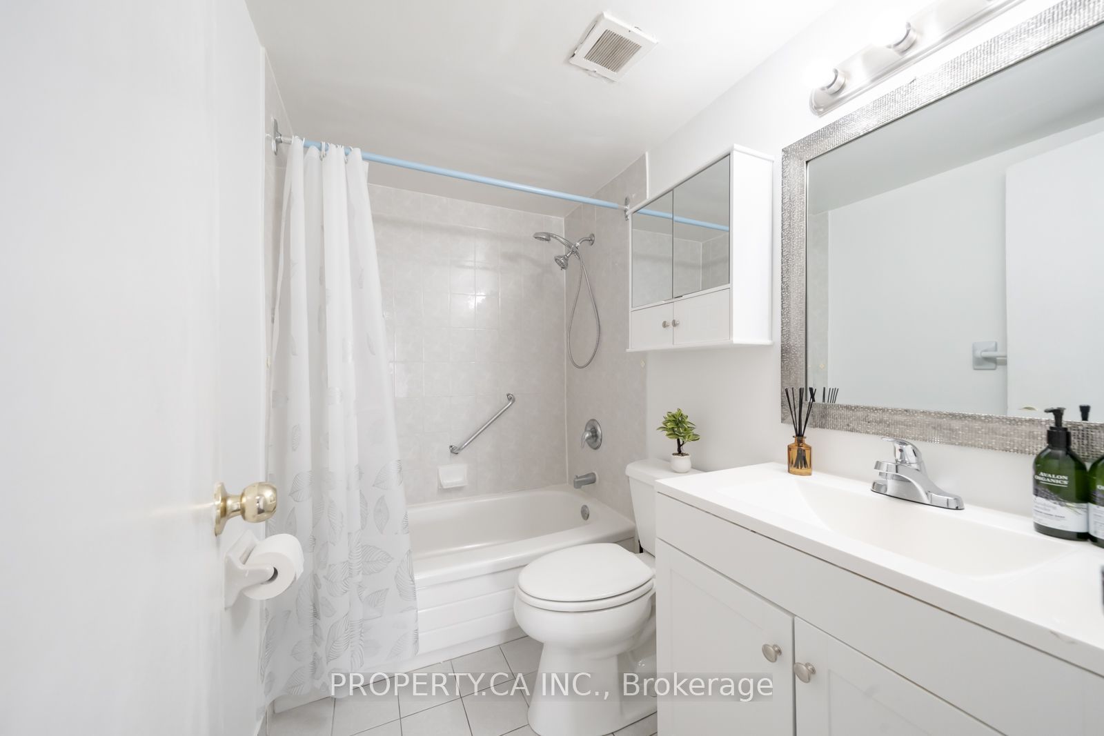 3311 Kingston Road 1111 Property Photo 40