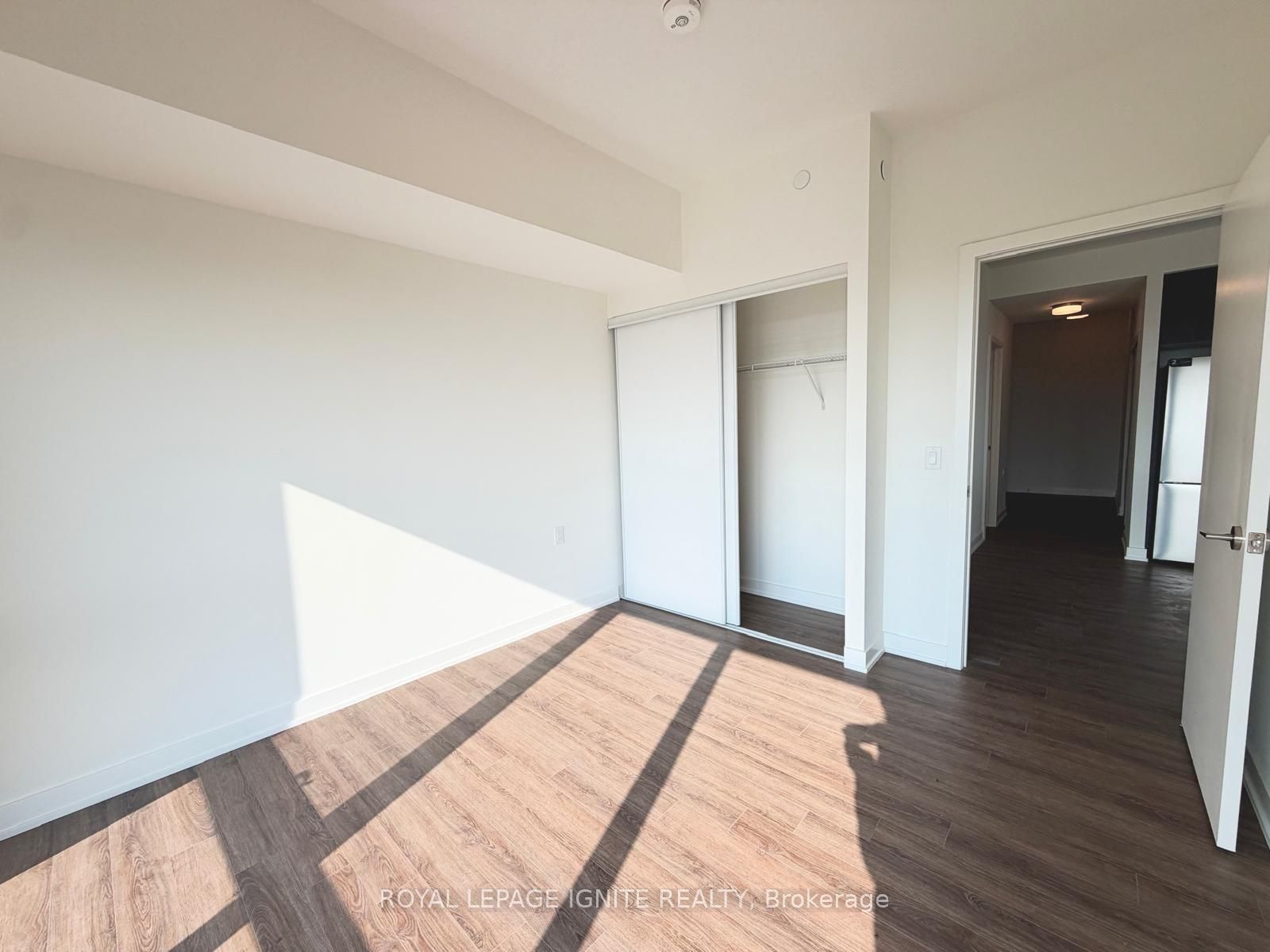 51 Clarington Boulevard 1119 Property Photo 8