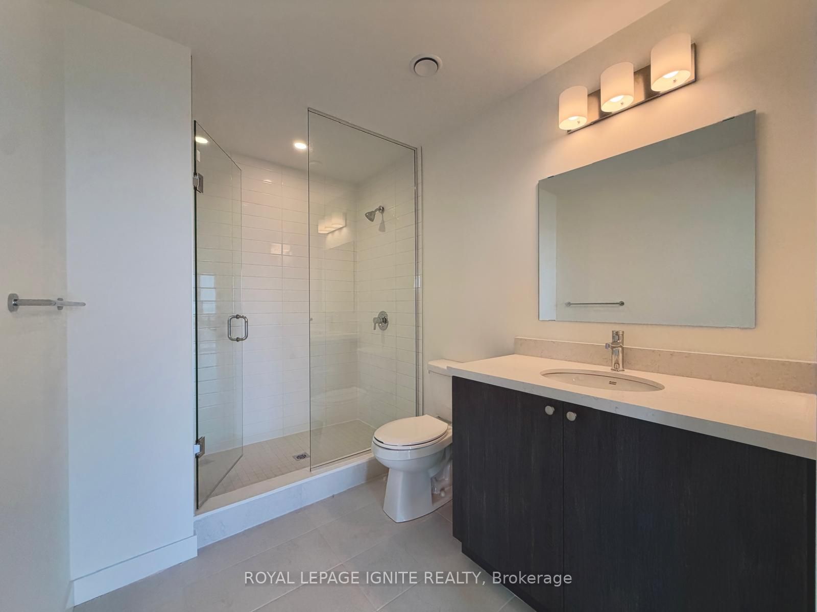 51 Clarington Boulevard 1119 Property Photo 17