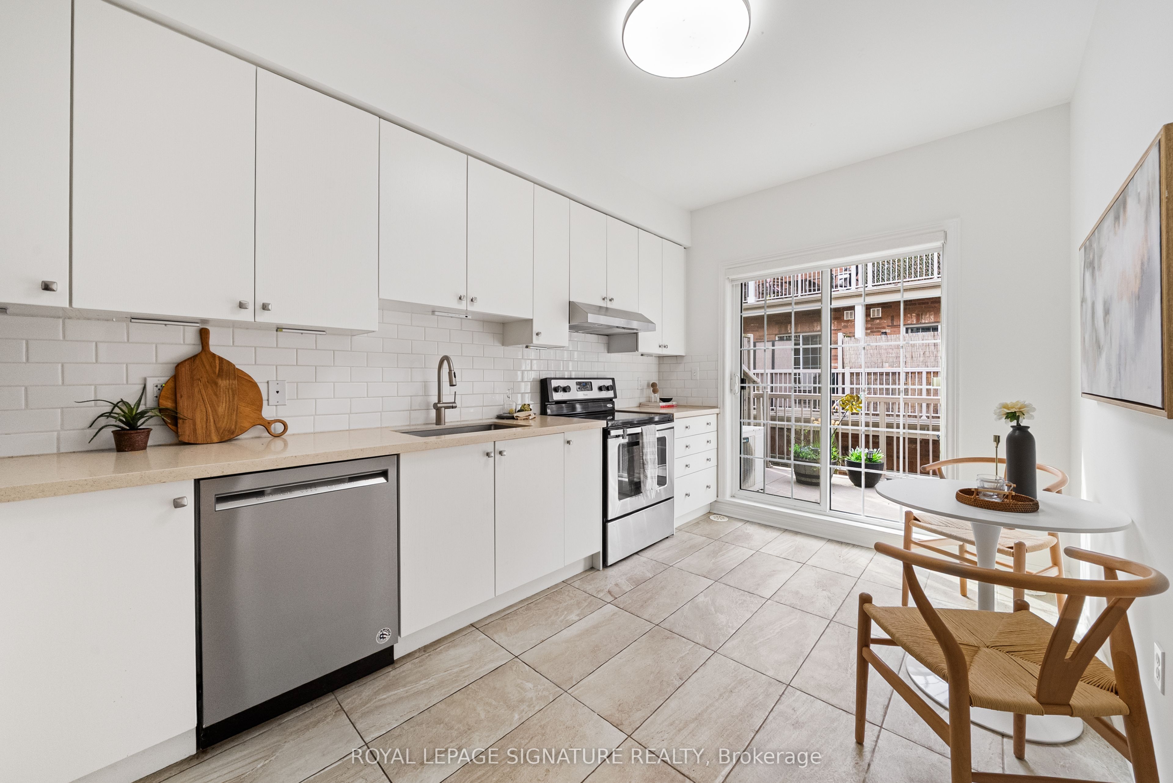 34 Carnahan Terrace Property Photo 12