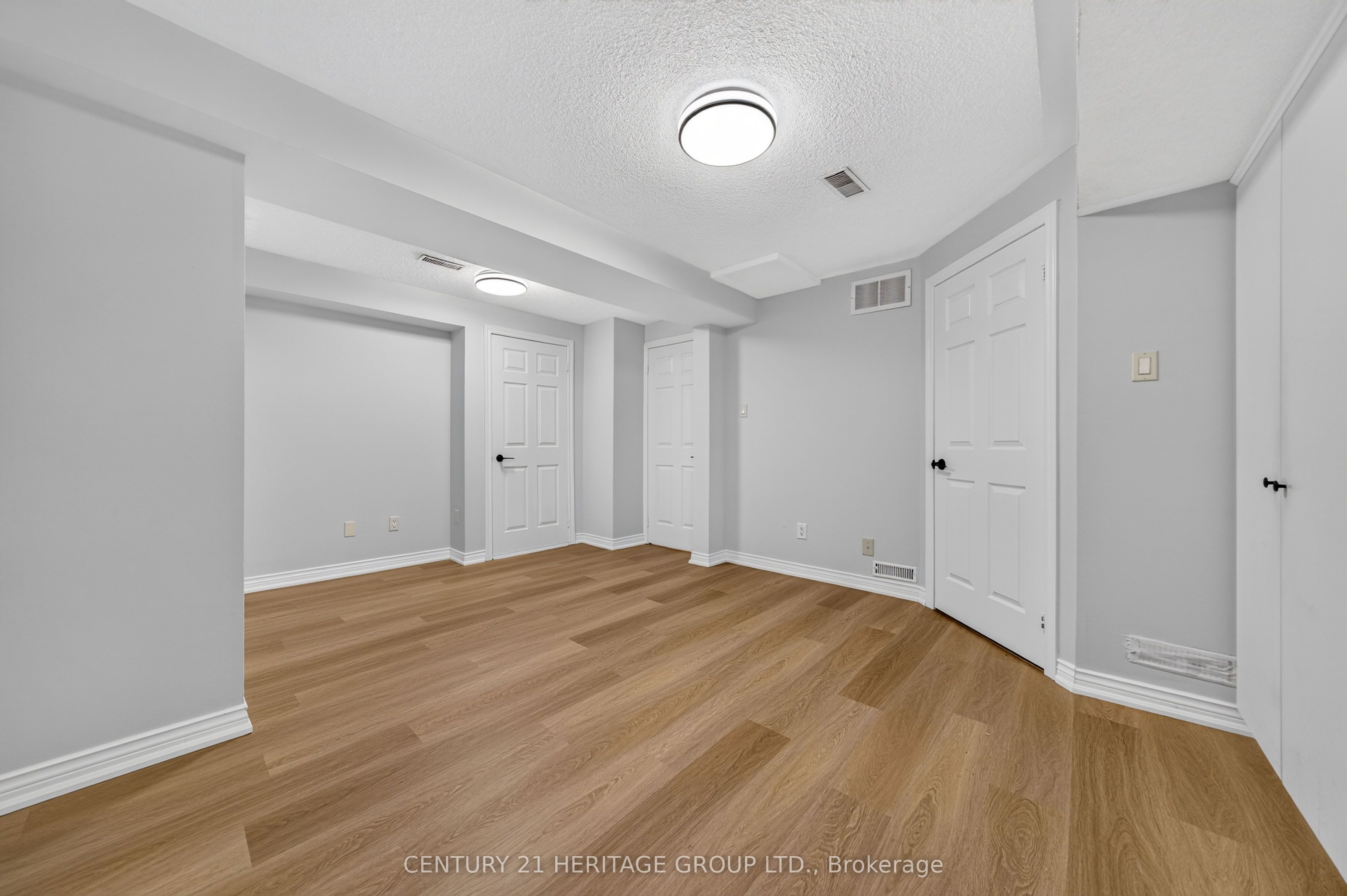 1 Guildpark Pathway 1 Property Photo 6