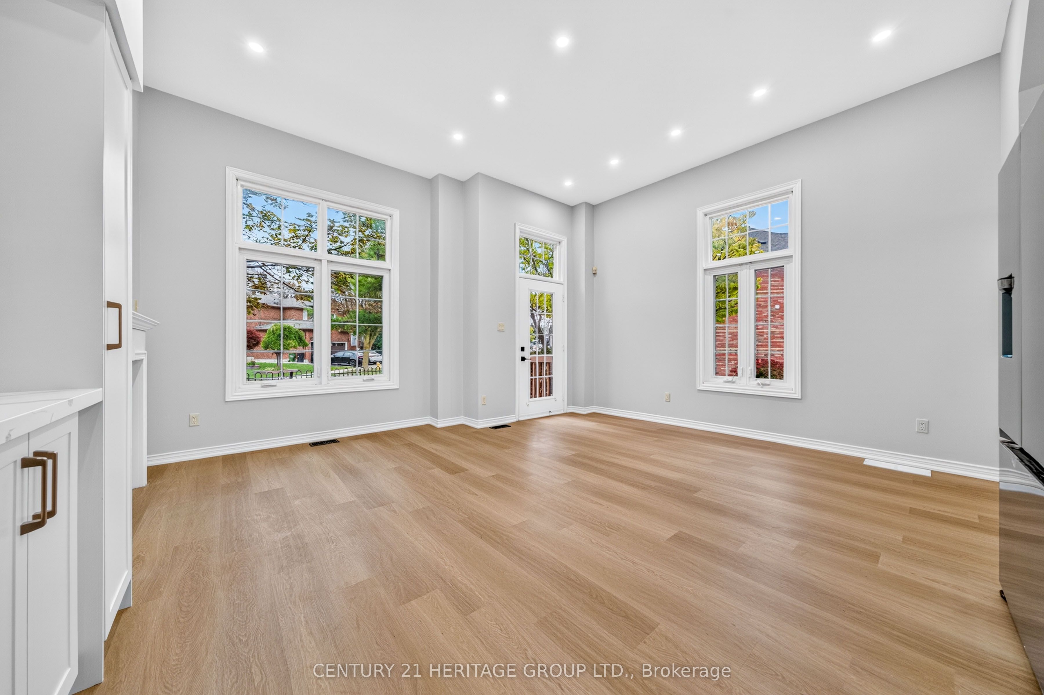 1 Guildpark Pathway 1 Property Photo 13