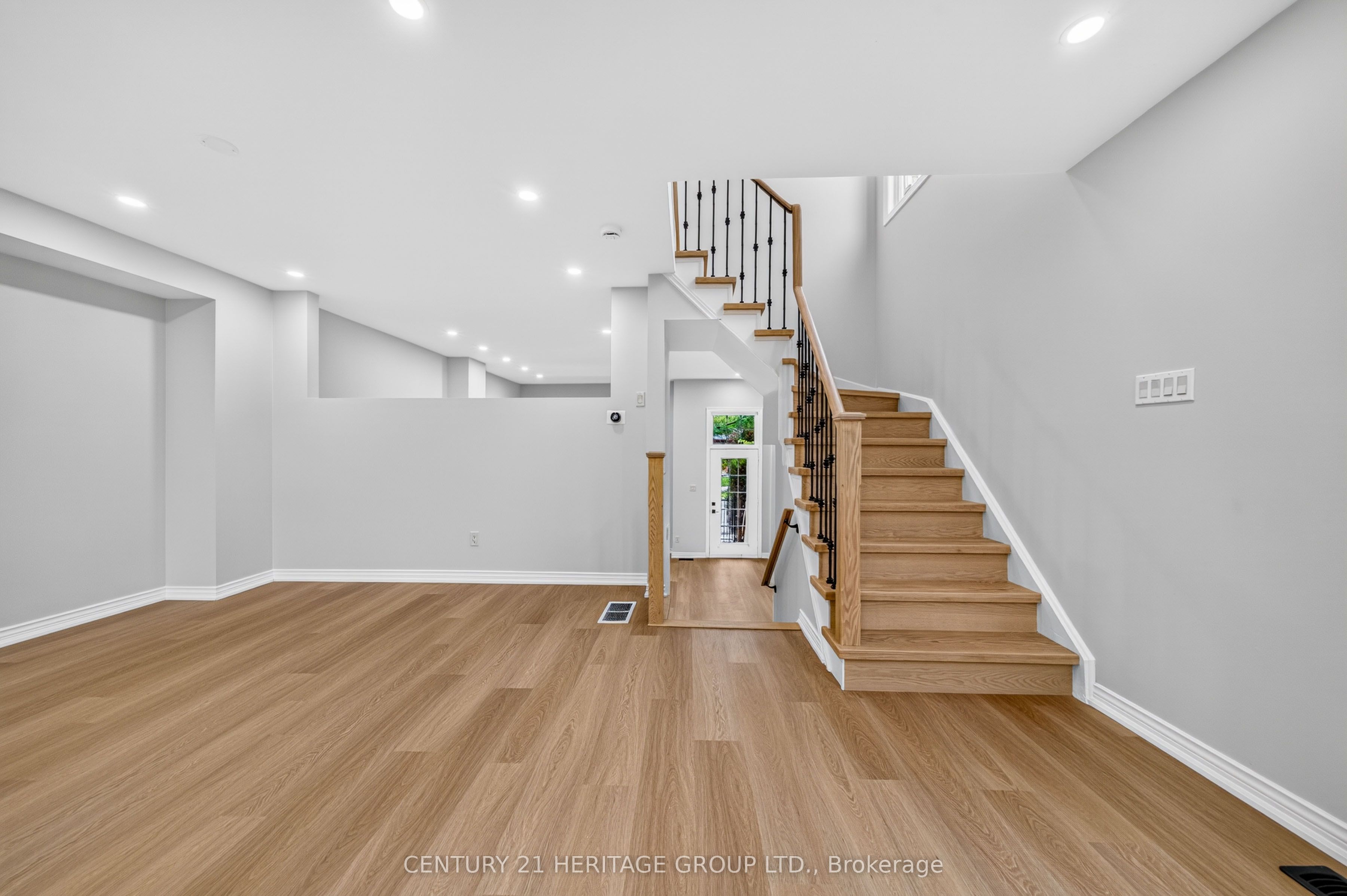 1 Guildpark Pathway 1 Property Photo 21