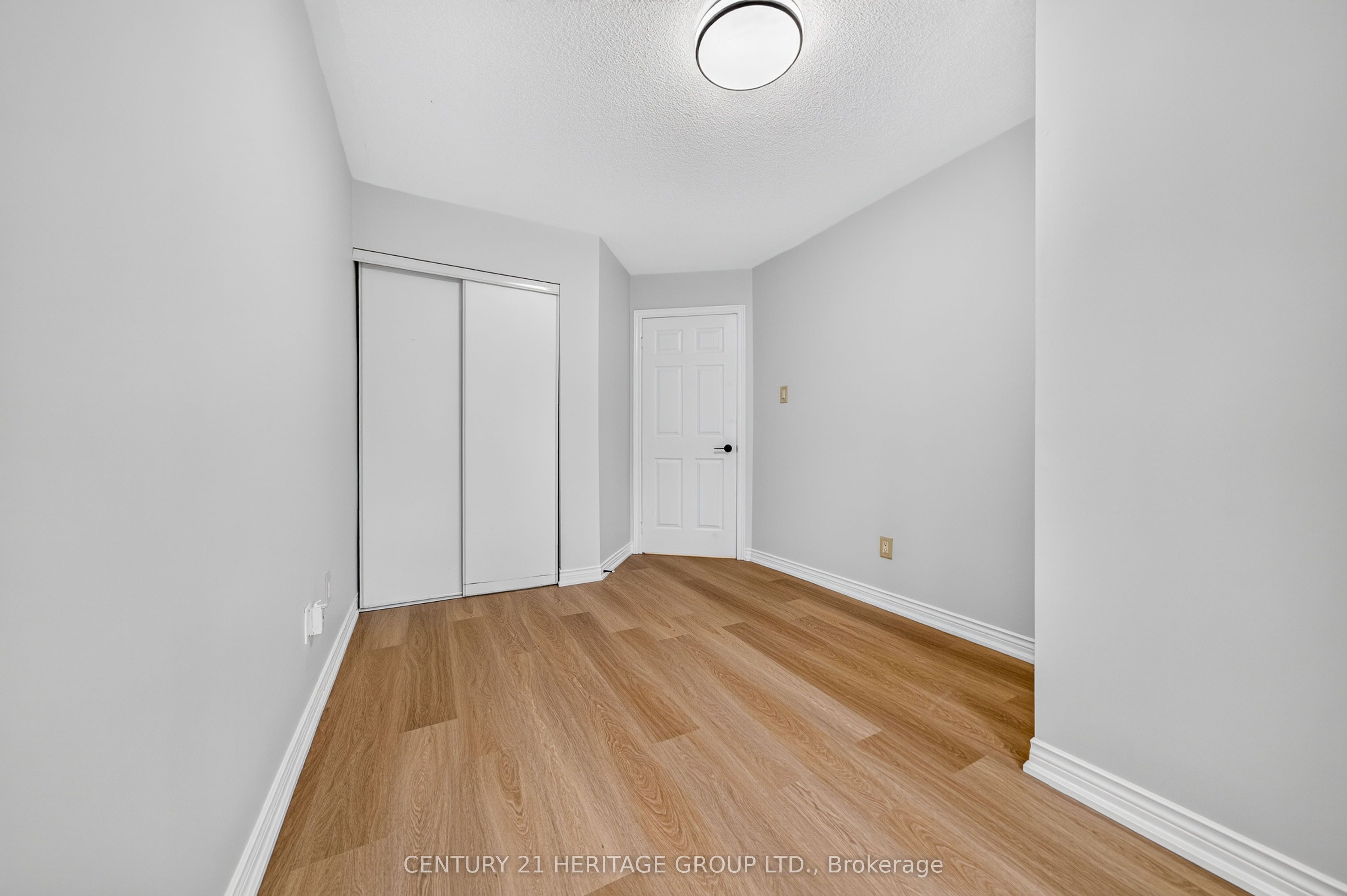 1 Guildpark Pathway 1 Property Photo 24