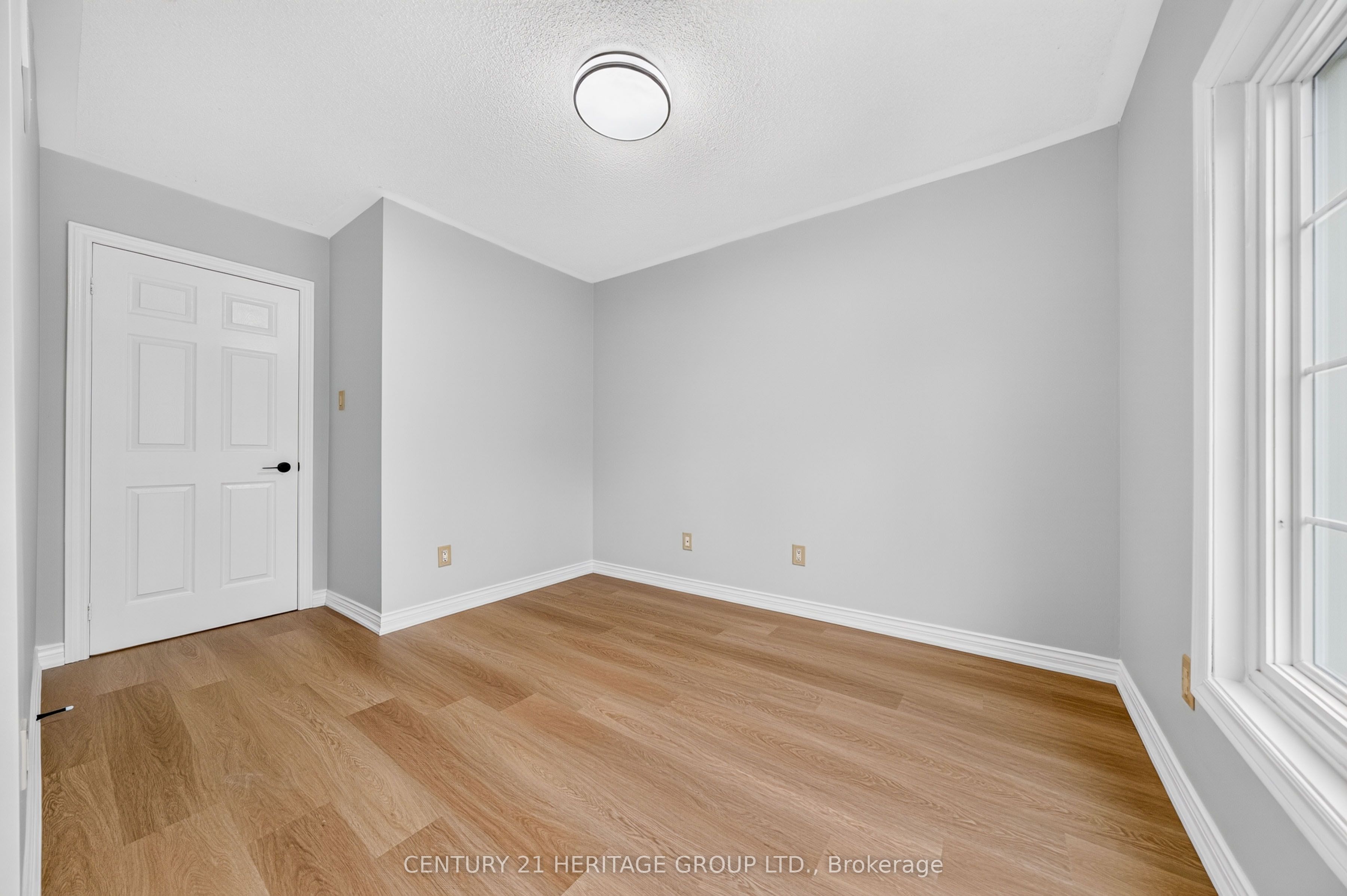 1 Guildpark Pathway 1 Property Photo 31
