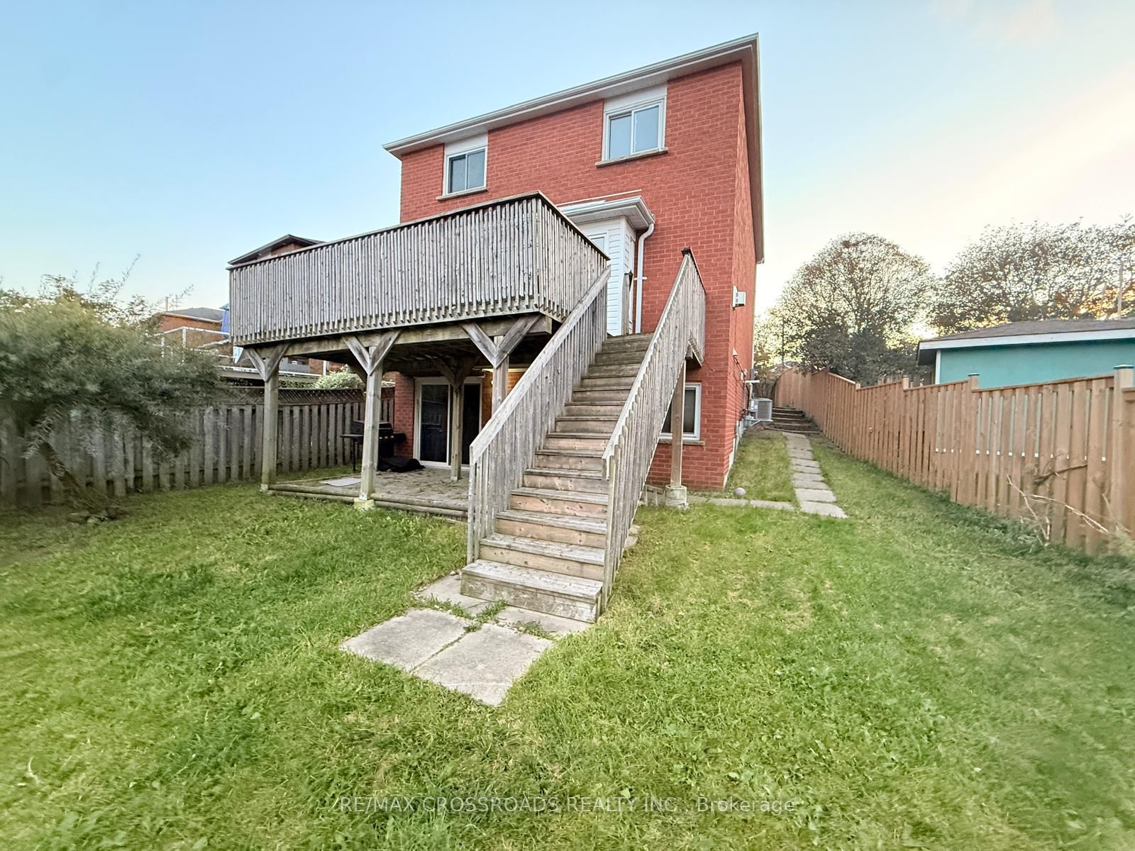 21 Fernbank Place Property Photo 5