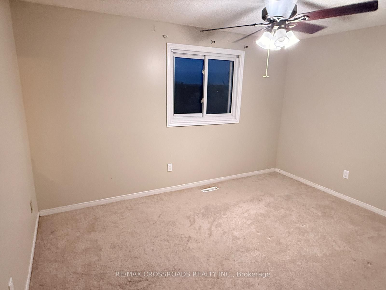 21 Fernbank Place Property Photo 26
