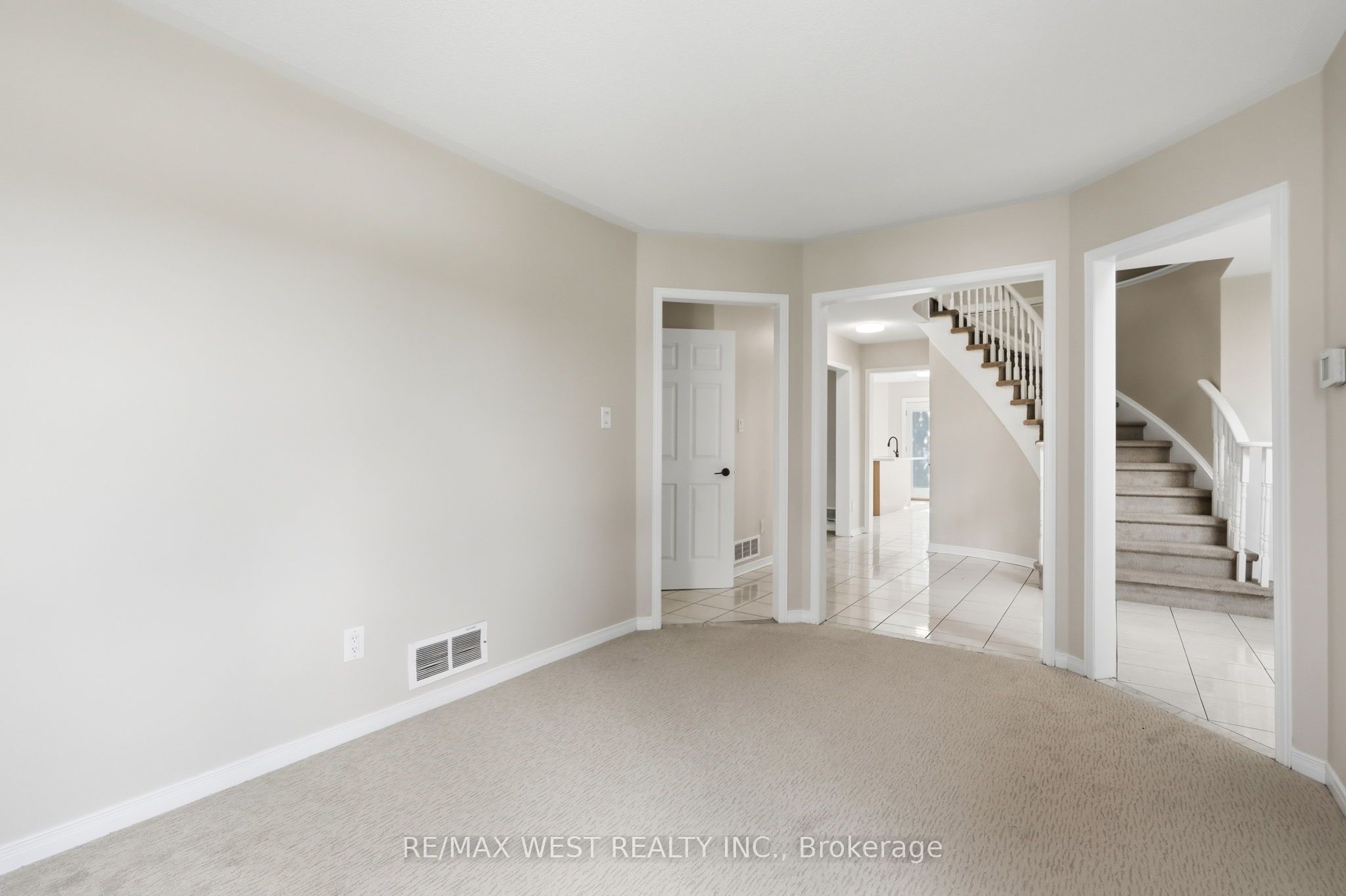60 Furrow Drive Property Photo 9