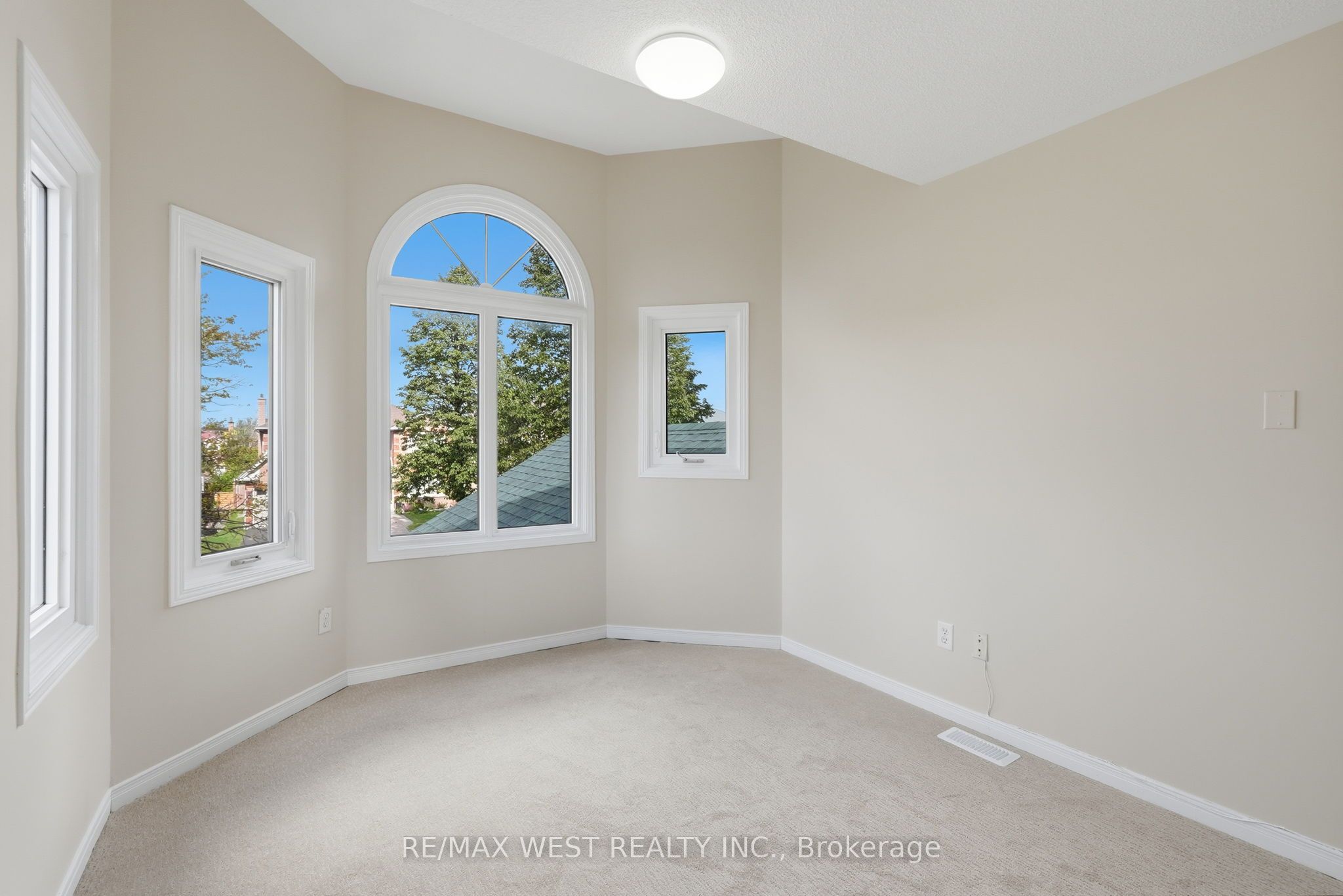 60 Furrow Drive Property Photo 24
