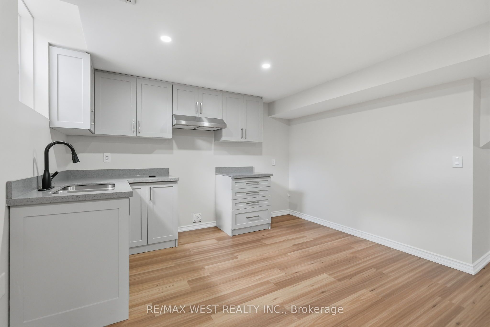 60 Furrow Drive Property Photo 28