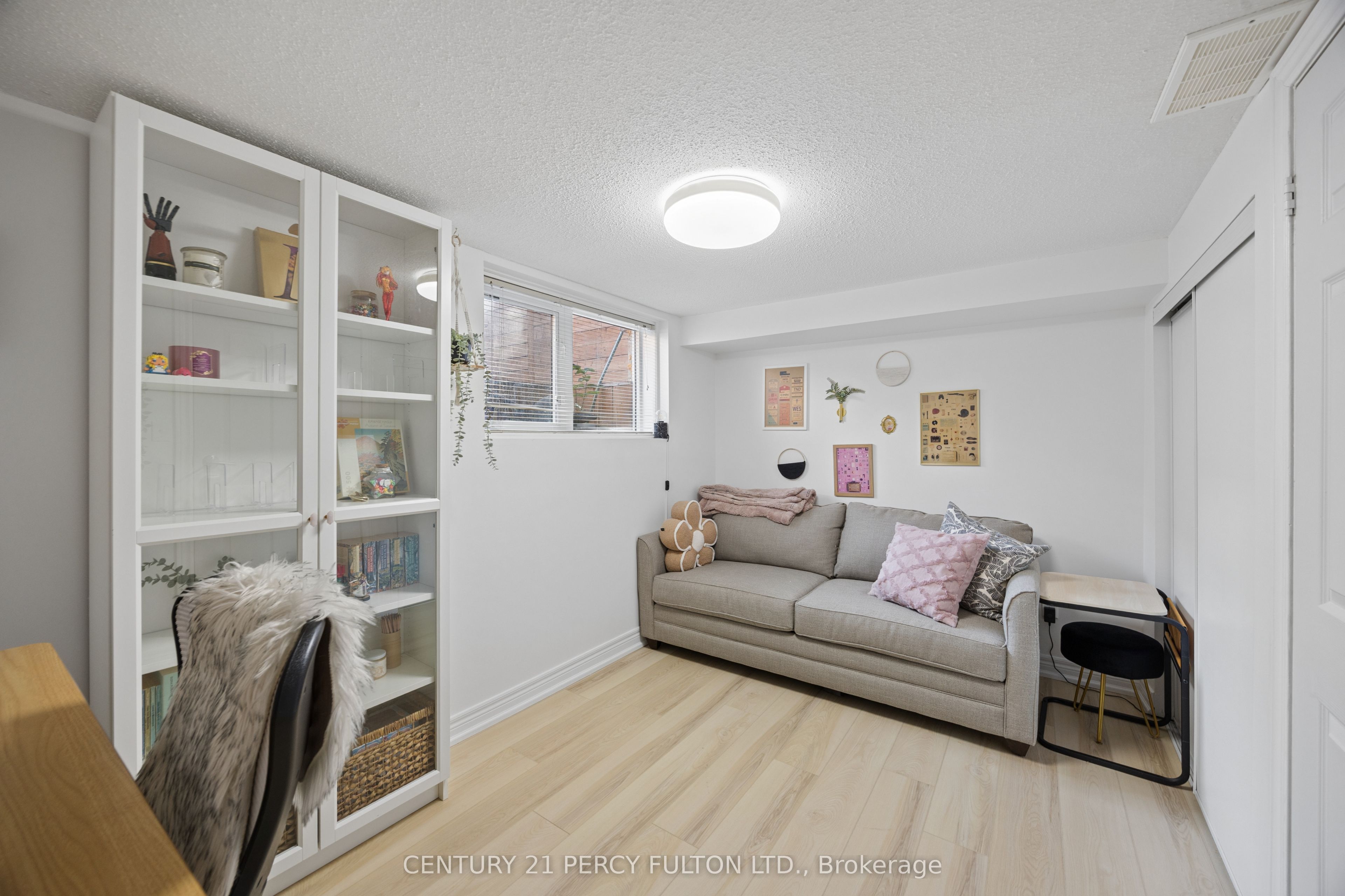740 Kennedy Road 58b Property Photo 19