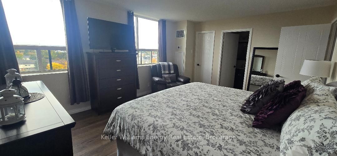 1665 Pickering Parkway #807 Property Photo 25