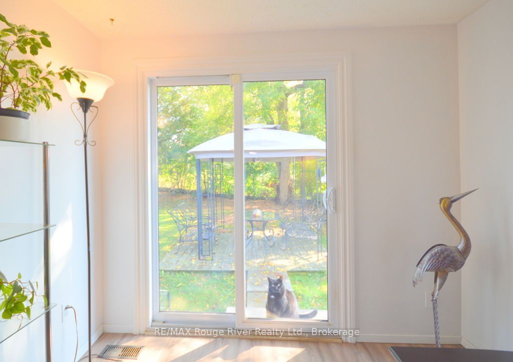 1084 Norman Crescent Property Photo 14