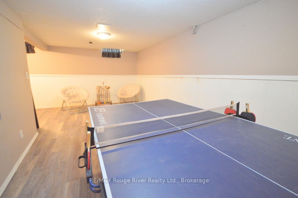 1084 Norman Crescent Property Photo 18