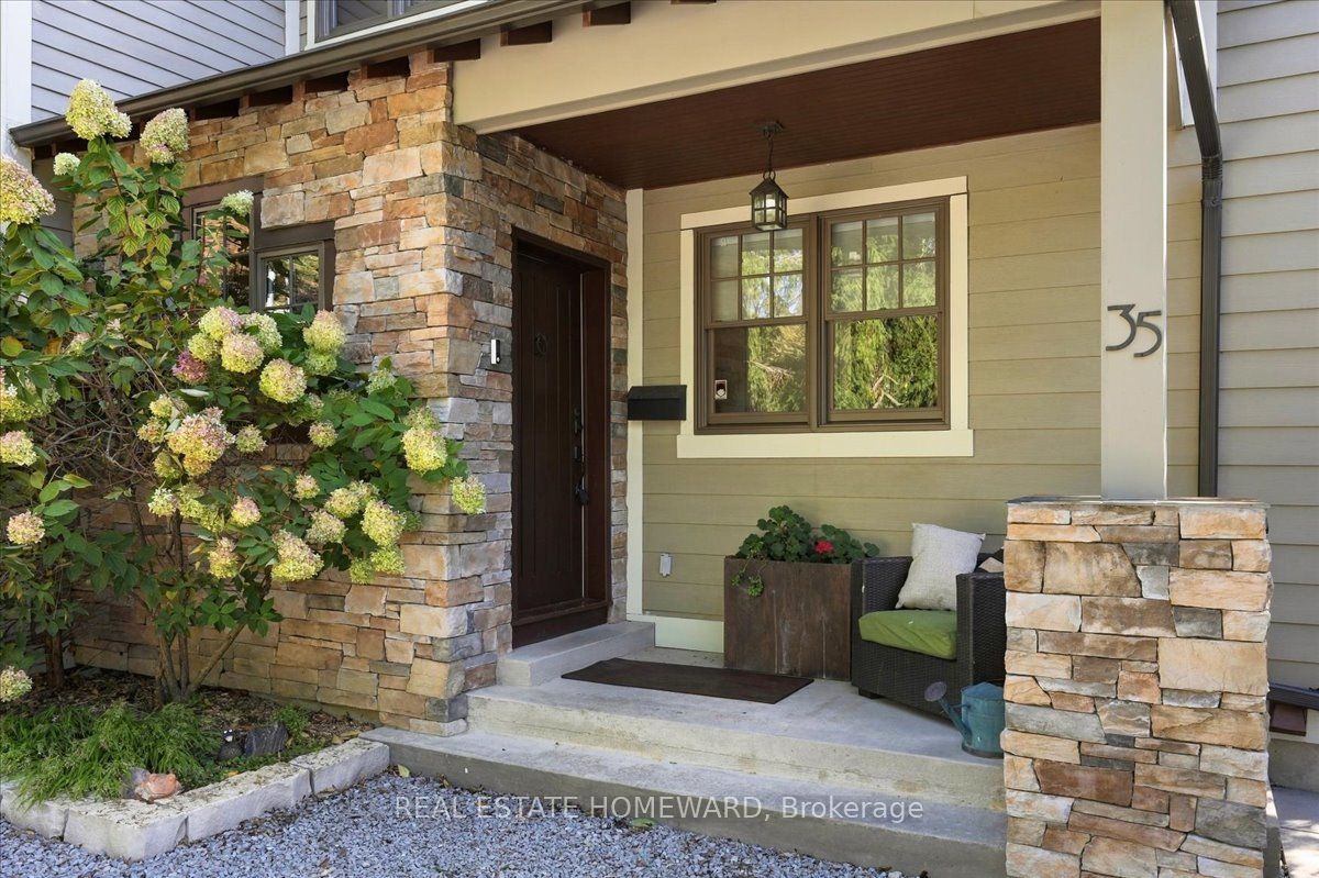 35 Springbank Avenue Property Photo 2