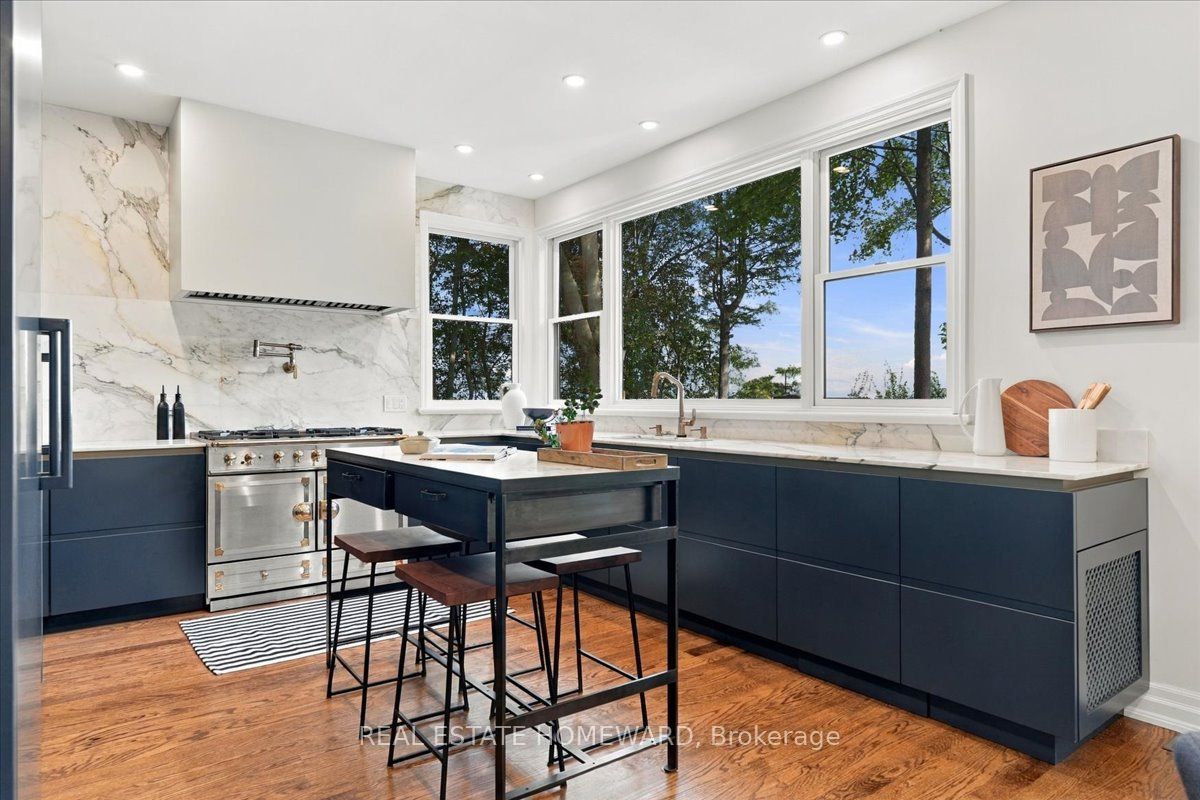 35 Springbank Avenue Property Photo 6