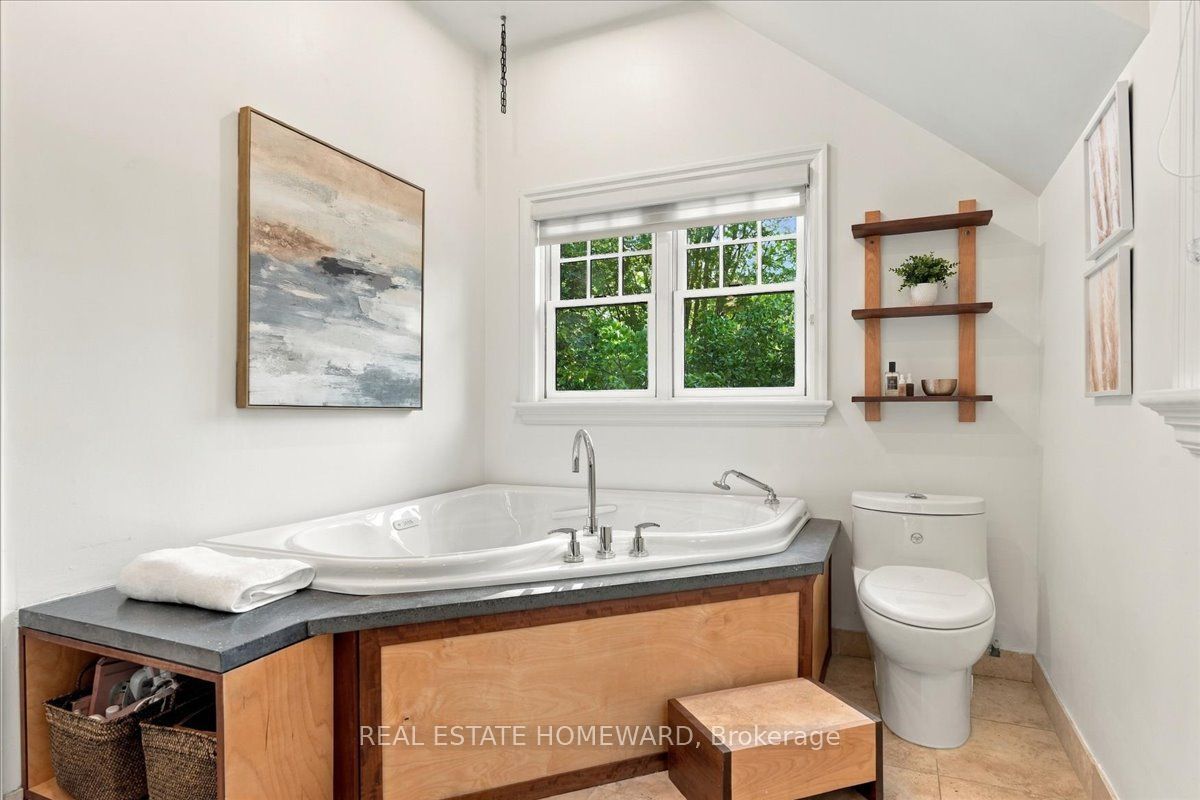 35 Springbank Avenue Property Photo 21