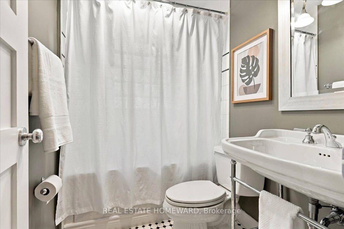 35 Springbank Avenue Property Photo 25