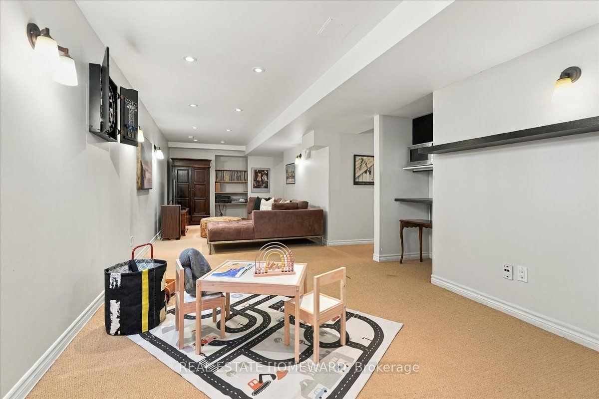 35 Springbank Avenue Property Photo 35