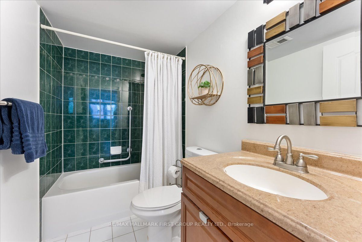 1400 The Esplanade N 607 Property Photo 17
