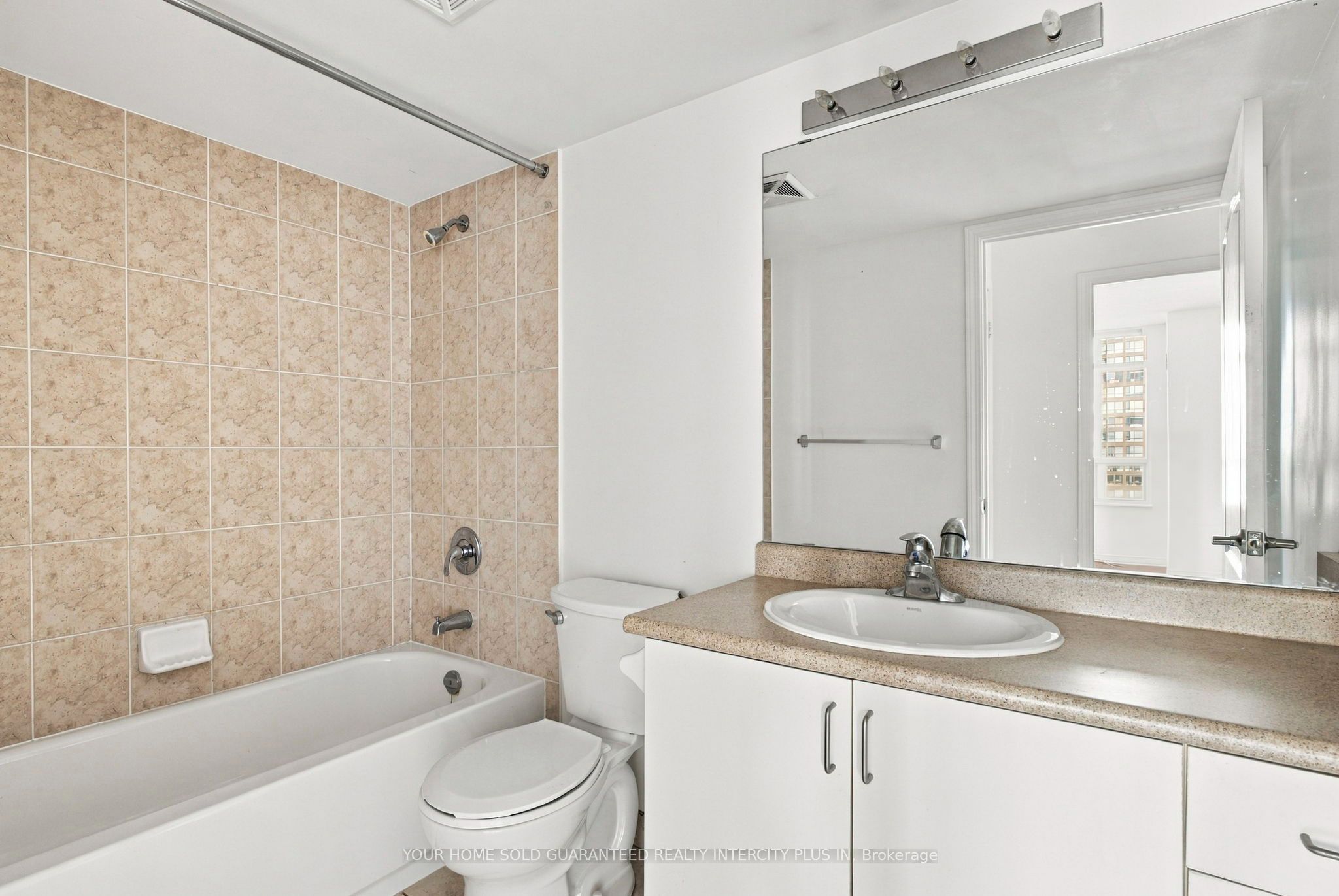 3650 Kingston Road 802 Property Photo 24