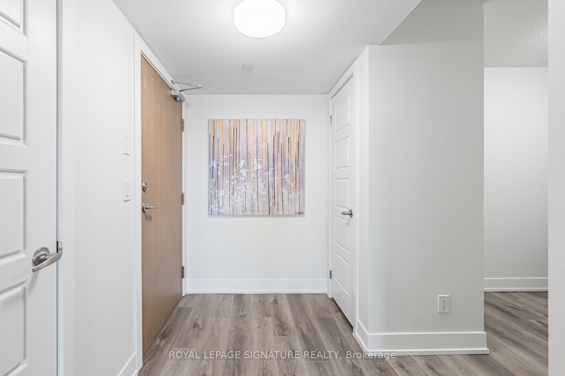 1255 Bayly Street 1206 Property Photo 4