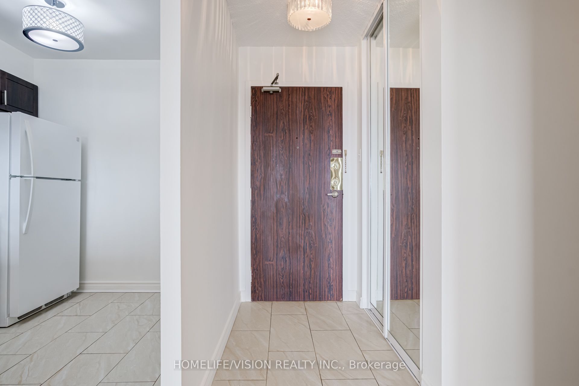 2365 Kennedy Road 1207 Property Photo 4