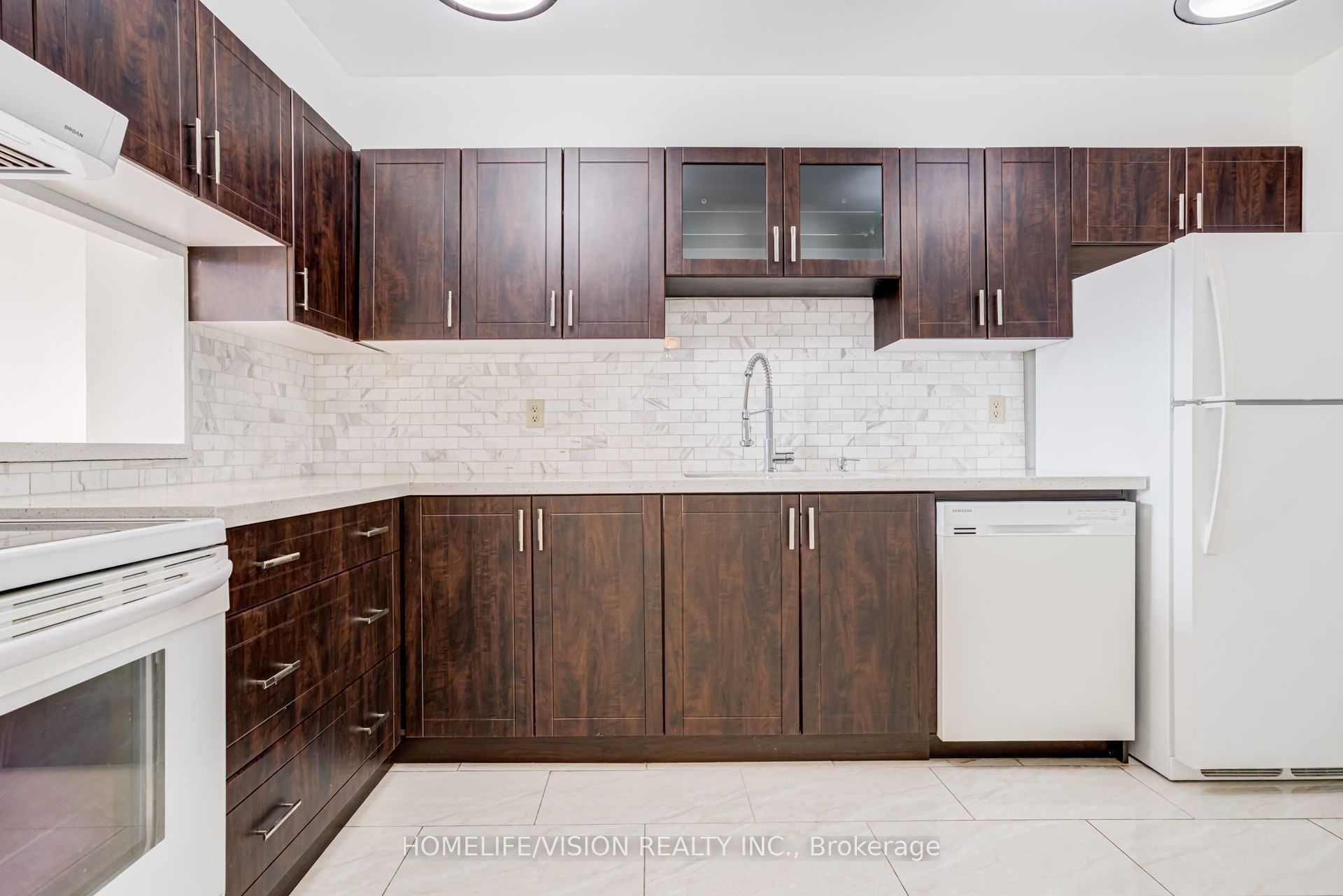 2365 Kennedy Road 1207 Property Photo 6