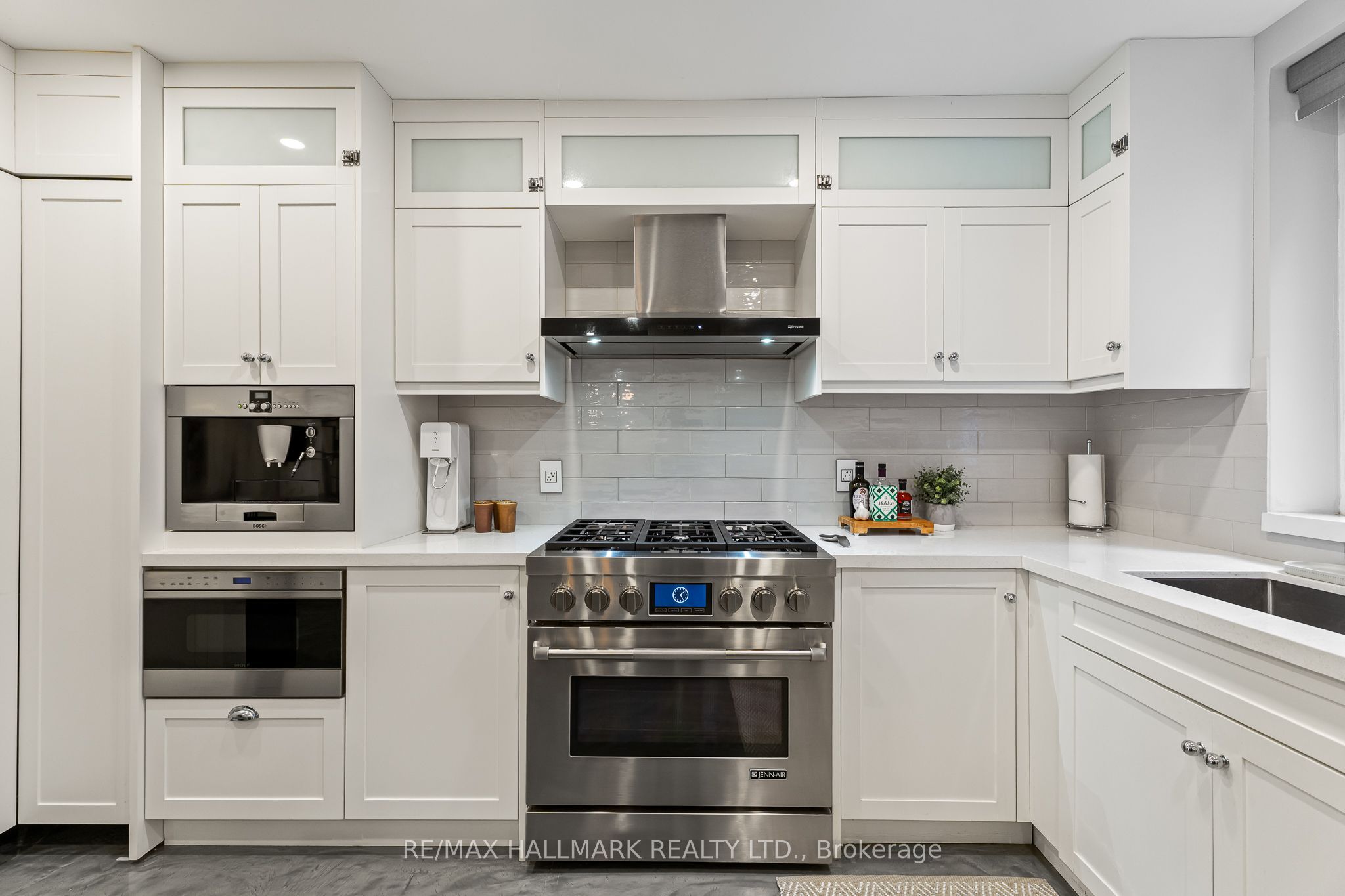 2365 Queen Street E 201 Property Photo 11